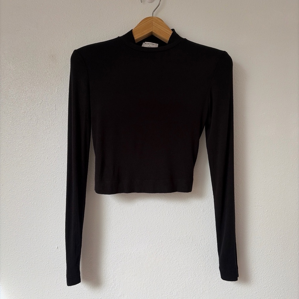 Aritizia | Babaton Black Long Sleeve Crop Top